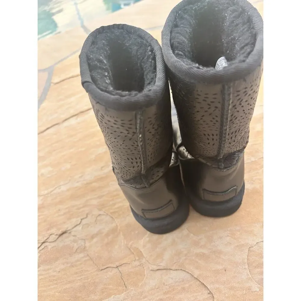 UGG Tiana Seaweed Perf Winter Boots Womens Size 7 Black Leather Sheepskin